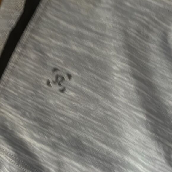 Lululemon Pace Breaker Short Lined 9"
Weathered Sea Salt Size L - Picture 6 of 8